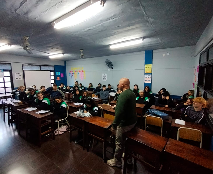 escuela secundaria republica argentina moron